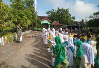 Pembinaan karakter siswa di wilayah desa binaan 
