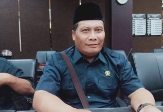 Anggota komisi D DPRD Jawa Timur Satib