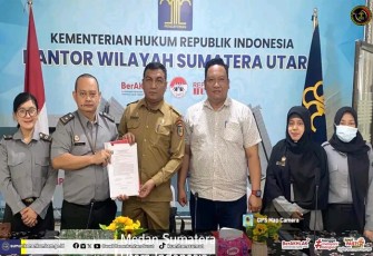 Poto Bersama Usai Gelaran Rapat di Kanwil Kementerian Hukum Sumut