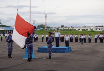 Lanud Soewondo Gelar Upacara Rutin Sebagai Bentuk Pembinaan Kedisiplinan serta Penanaman Nilai Nilai Nasionalisme.