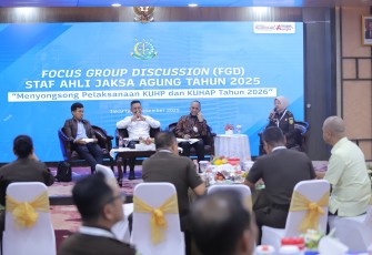 Focus Group Discussion (FGD) Staf Ahli Jaksa Agung bertajuk Menyongsong Pelaksanaan KUHP dan KUHAP Tahun 2026. 