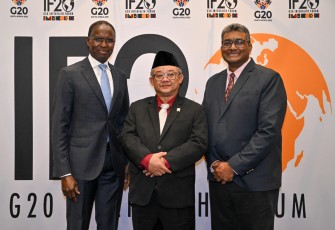 Menteri Pendidikan Dasar dan Menengah (Mendikdasmen), Abdul Mu’ti, dalam pidato kuncinya pada G20 Interfaith Forum di Cape Town, Afrika Selatan, Selasa (11/8)