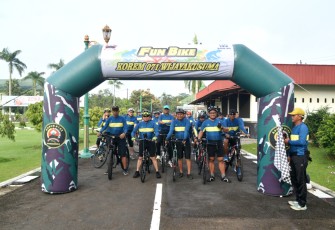 Kuatkan Sinergi bersama dengan komponen masyarakat diwilayah, Korem 071/Wijayakusuma dan BRI Kanca Purwokerto lakukan gowes bersama, Jumat (21/2/2025)