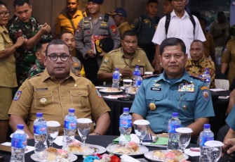 Pangkoarmada III Laksda TNI Hersan 