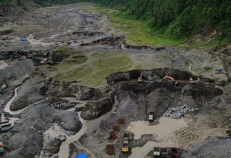 Penampakan Aktivitas Pertambangan Sirtu di Blitar. (Foto : ist./Klikwarta.com)