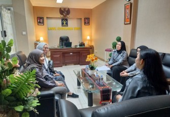 Flora Nainggolan Terima Kunjungan Bagian Hukum Kota Medan.