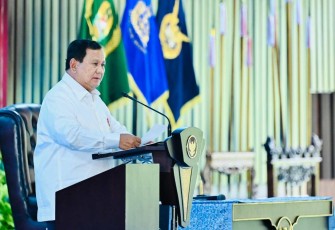 Presiden Prabowo Subianto memberikan pengarahan komandan satuan TNI di Bogor, Jum'at (7/2)