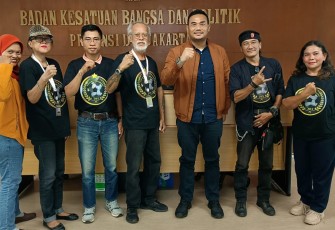 Pengurus DPW JWI Jakarta foto bersama usai silaturahmi ke Kesbangpol Jakarta, Jum'at (14/2)