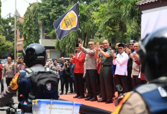 Kapolda Jatim Komjen Pol Imam Sugianto 