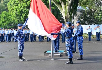Upacara bendera prajurit Koharmatau 