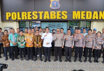 Kapolrestabes Medan Poto Bersama Walikota Usai Kunjungan Pembahasan Sitkamtibmas
