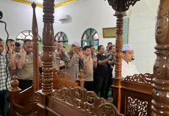 Kapolrestabes Medan Sampaikan Rasa Belasungkawa dan Gelar Salat Ghaib.