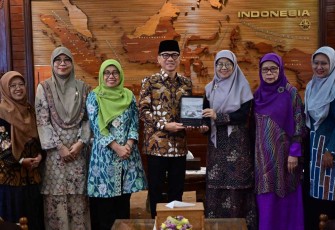 Mendes PDT Yandri Susanto