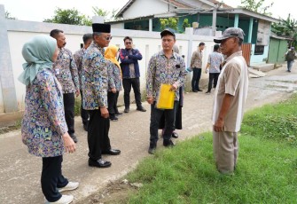 Menteri PU Dody Hanggodo mengunjungi Desa Buni Bakti, Kecamatan Babelan