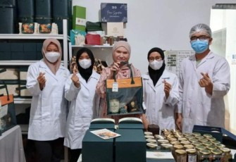 UMKM Pertamina Banjir Pesanan Hampers Jelang Idul Fitri 2025 