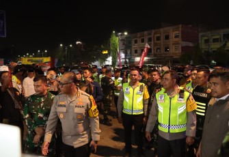 Kapolrestabes Medan Apresiasi Masyarakat Gelar Pawai Obor Berlangsung Tertib.