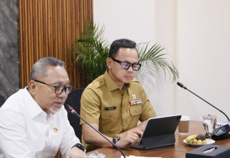 Sosialisasi Instruksi Presiden (Inpres) Nomor 9 Tahun 2025 tentang Percepatan Pembentukan Koperasi Desa/Kelurahan Merah Putih yang berlangsung di Ruang Rapat Utama Kantor Kementerian Koordinator (Kemenko) Bidang Pangan, Jakarta, Selasa (15/4/2025)