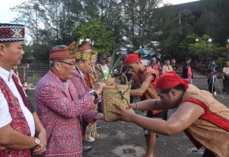 Pawai Budaya Naik Dango II Meriahkan Kota Pontianak