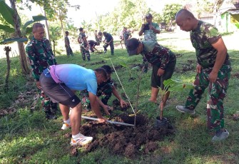 Dandim Ponorogo Pimpin Tanam Bibit Pisang Cavendish
