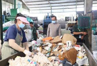 Wamendagri Bima Arya Pacu Provinsi Bali Maksimalkan Pengelolaan Sampah