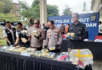Kapolrestabes Medan Paparkan Hasil Penangkapan Narkotika Jaringan Malaysia Sekaligus Sergap TO