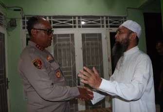 Kapolrestabes Medan Disambut Hangat di Pondok Pesantren Putri Tahfidzul Qur'an  Ummahatul Mukminin.
