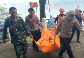 Evakuasi korban hanyut di wilayah desa binaan 