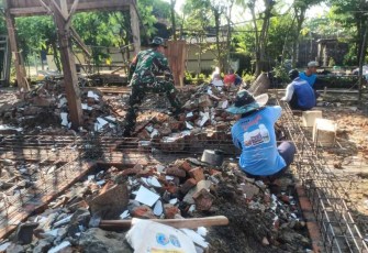 Bantu rehab rumah warga binaan 