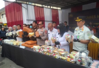 Kapolrestabes Medan Paparkan Kasus Sekaligus Pemusnahan Barang Bukti Narkotika Berbagai Jenis.