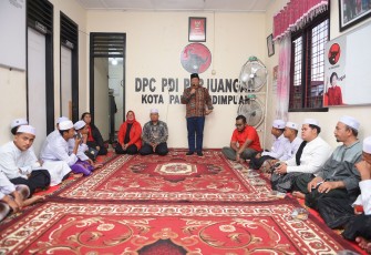 Dzikir Dan Doa Bersama Warnai Haul Ke-55 Bung Karno di Kantor DPC PDIP Kota Padangsidimpuan 