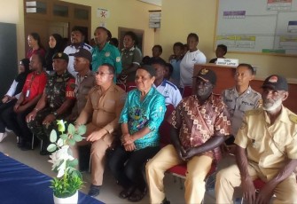 Babinsa Koramil Kokonao Melaksanakan Pendampingan Kegiatan Pembinaan Terpadu Kampung KB Di Wilayah Binaan