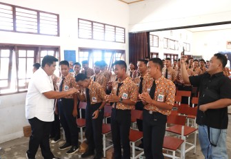 Roby Road Show Anti Narkoba ke Sekolah