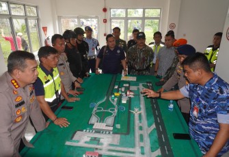 Danlanud Soewondo Memimpin Langsung Koordinasi Taktis di Lapangan Bersama Unsur TNI dan Polri serta Unsur Lainnya.