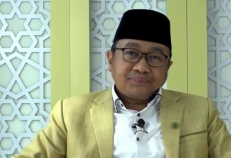 Sekertaris MUI Jawa Timur Dr KH Hasan Ubaidillah 