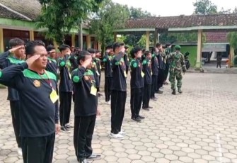 Babinsa Koramil Kendal Berikan Pelatihan PBB Kepada Pemuda Ansor