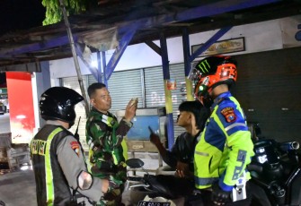 TNI-Polri di Ponorogo Gelar Patroli Skala Besar