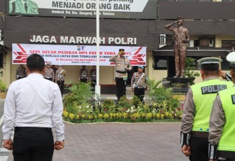 Kapolrestabes Medan Pimpin Apel Gelar Pasukan Operasi Kewilayahan Patuh Toba 2025.