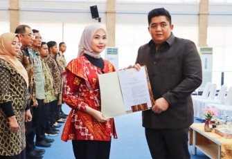 Bupati Bintan Kukuhkan Hafizha Rahmadhani Sebagai Ketua Forum KKS Periode 2025-2030