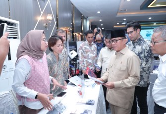 Menteri Desa dan Pembangunan Daerah Tertinggal (Mendes PDT) Yandri Susanto menghadiri Pameran Ide dan Model Bisnis Inovasi Pengembangan Ekonomi Biru di Desa dan Daerah Tertinggal di Operational Room, Rabu (16/7/2025)