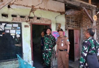 Dandim Ponorogo Cek Langsung Kondisi Rumah 