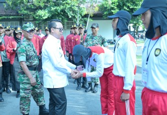 Pemerintah Kabupaten (Pemkab) Karanganyar secara resmi membuka kegiatan pendidikan dan pelatihan calon Pasukan Pengibar Bendera Pusaka (Paskibraka) Tahun 2025