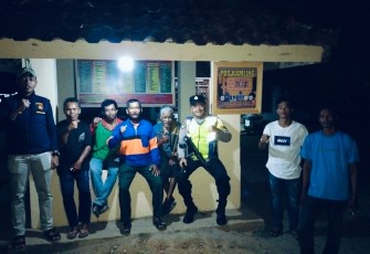Polsek Belitang III Sambangi Poskamling Untuk Tingkatkan Keamanan Lingkungan