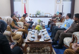 Bupati Bintan Terima Kunjungan Silaturahmi Kajari Bintan