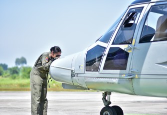 Kowal Pertama Captain Heli Panther Resmi disandang Lettu Laut (P/W) Michelle