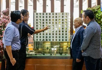 Mahlil Harahap Direktur Utama (Jas-red), Antonius komisaris utama, Irfan Sahputra (operation head), Angga Mahendra