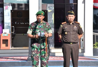 Dandim Ponorogo dan Kepala Kejaksaan Negeri Ponorogo Pimpin Apel Gelar Keamanan