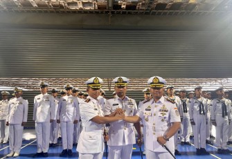 Komandan KRI Banda Aceh-593 Resmi Diserahterimakan 