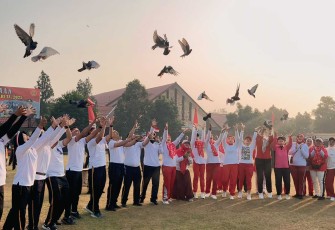 Pelepasan 17 merpati SPN Polda Jatim 
