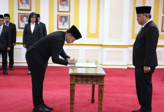 Sekjen Kemendagri Lantik Pejabat Pengawas