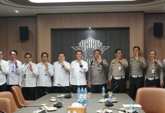 Kemenhub dan Polri Perkuat Kolaborasi Tangani Kendaraan Lebih Dimensi dan Lebih Muatan 